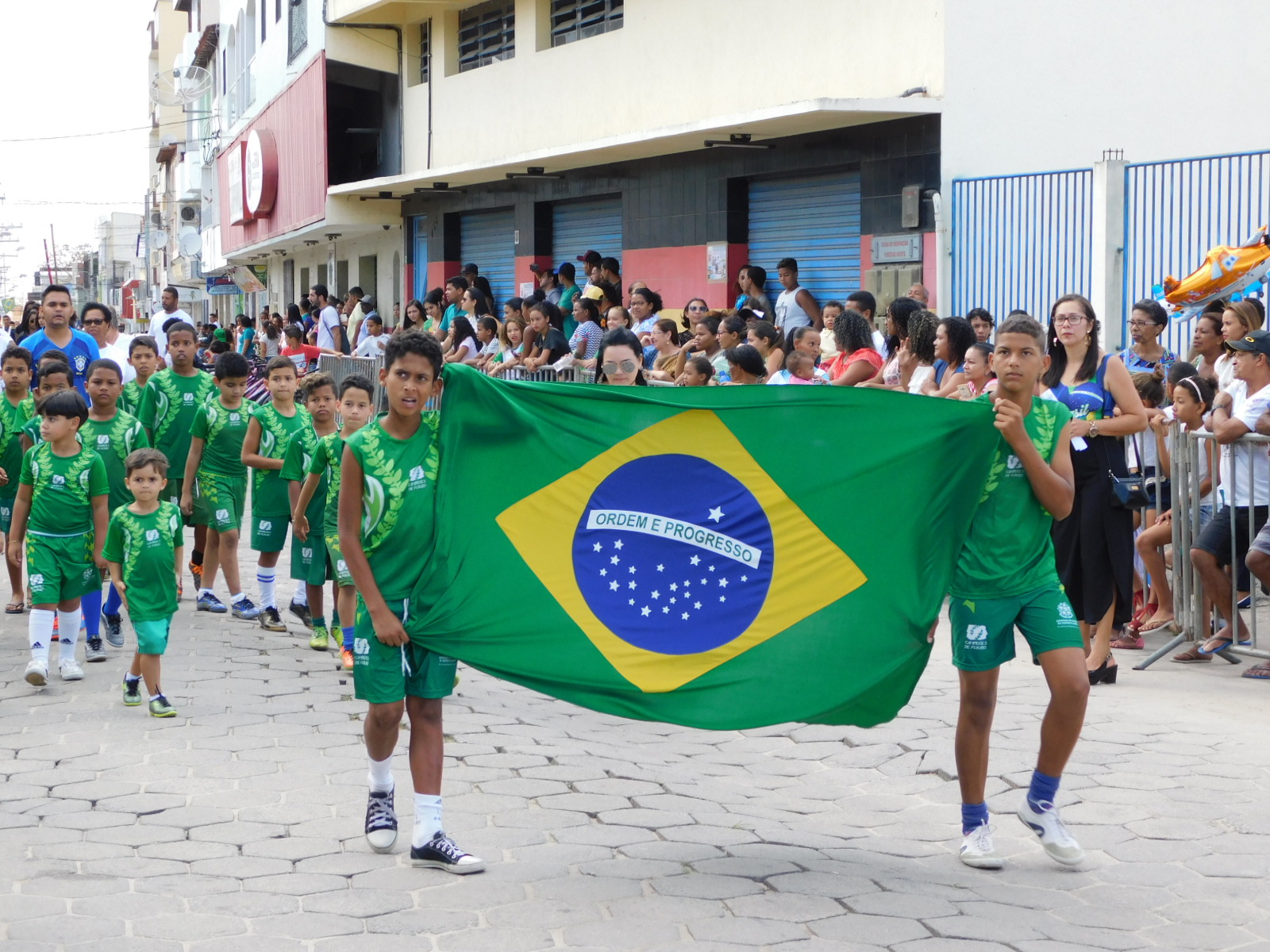 Desfile Cívico encanta e emociona a população sooretamense