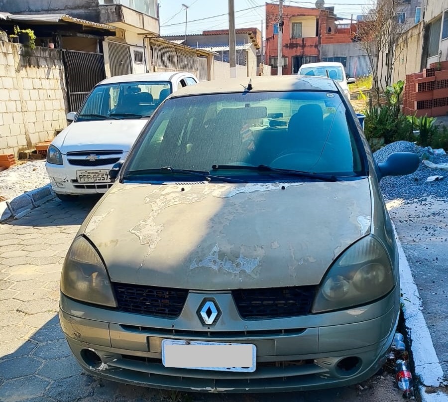 Imagem da notícia: Prefeitura notifica proprietários para retirada de veículos abandonados das vias públicas de Sooretama 