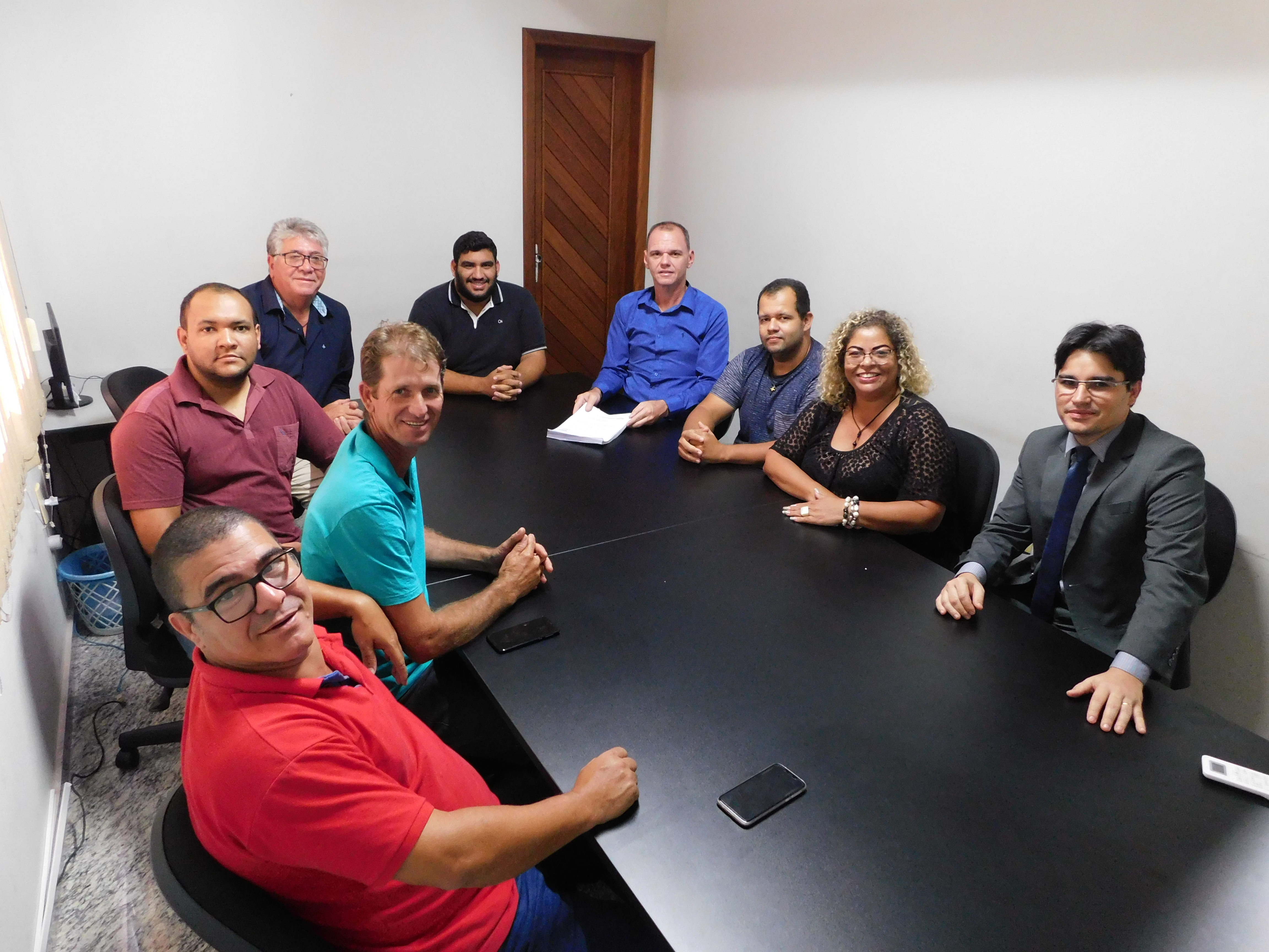 Prefeitura protocola na Câmara o Projeto de Lei do novo estatuto dos servidores municipais que prevê direitos e diretrizes para o plano de cargos e salários