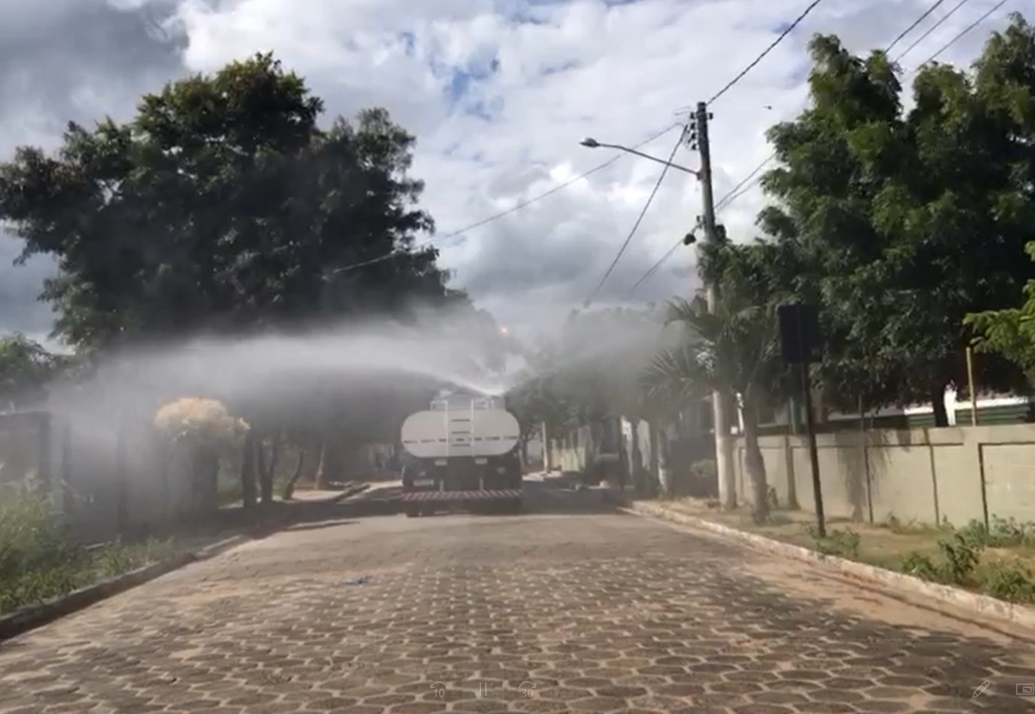 Em reunião com equipe da Vigilância em Saúde, Prefeito Alessandro Broedel traça novas estratégias de prevenção ao coronavírus