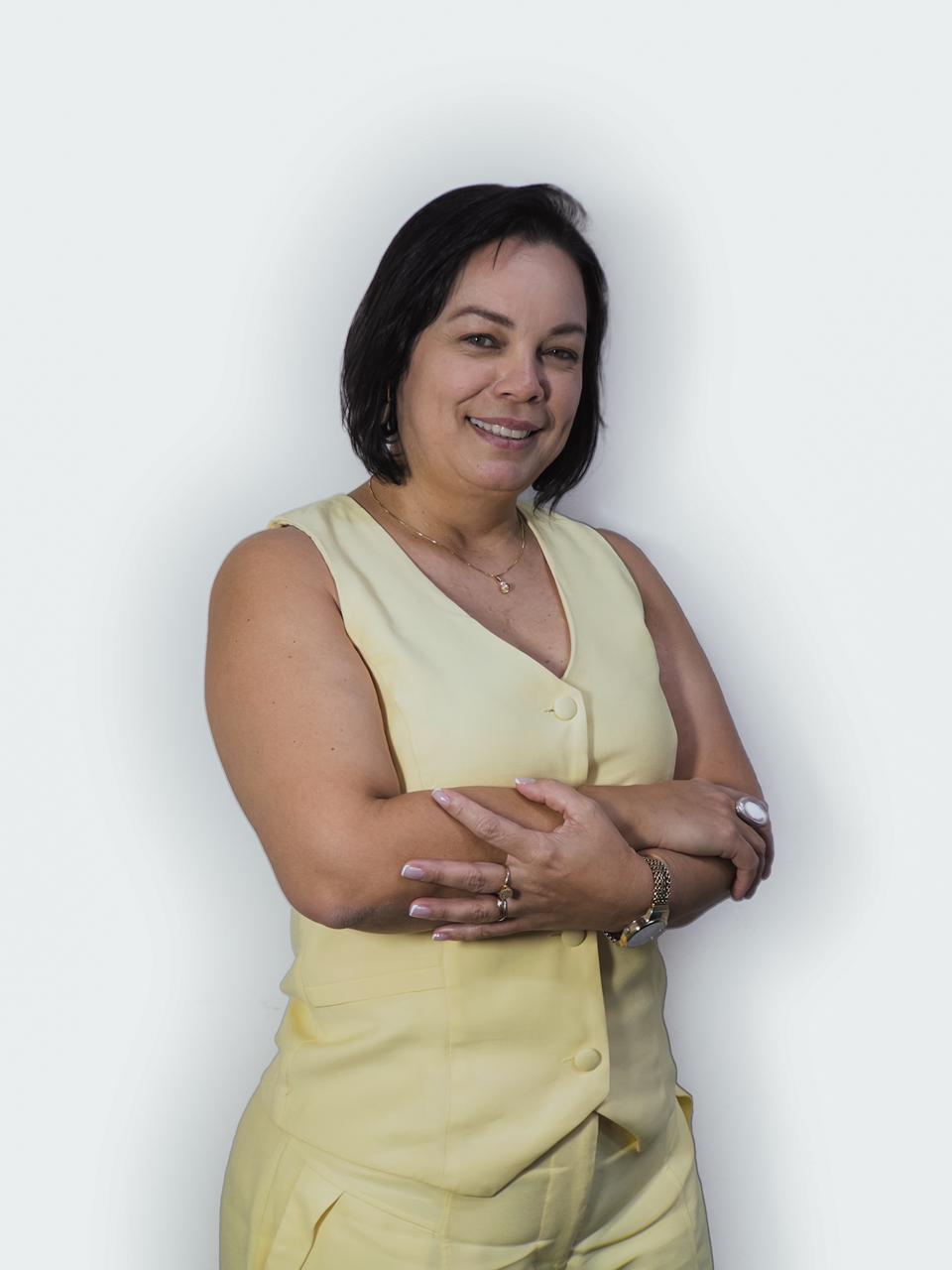 Foto secretário(a) Izabel dos Santos de Oliveira
